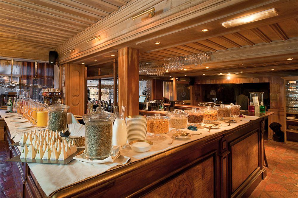 Le Saint Joseph Courchevel Exterior foto